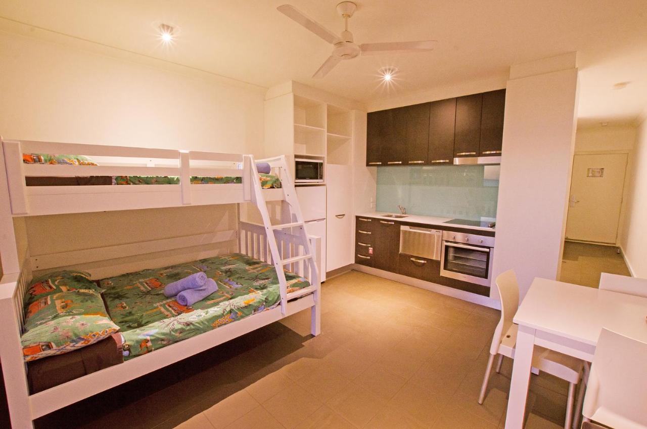 Onslow Beach Resort Esterno foto