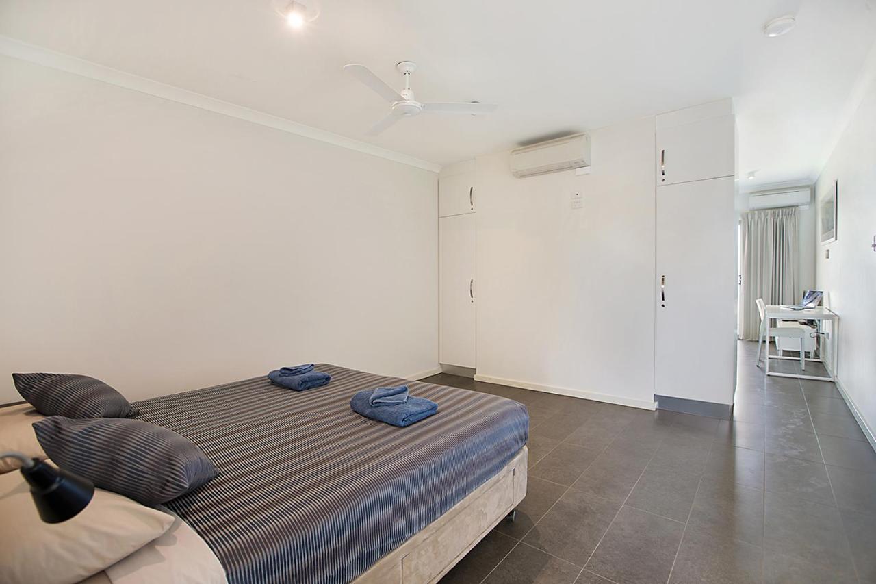 Onslow Beach Resort Esterno foto