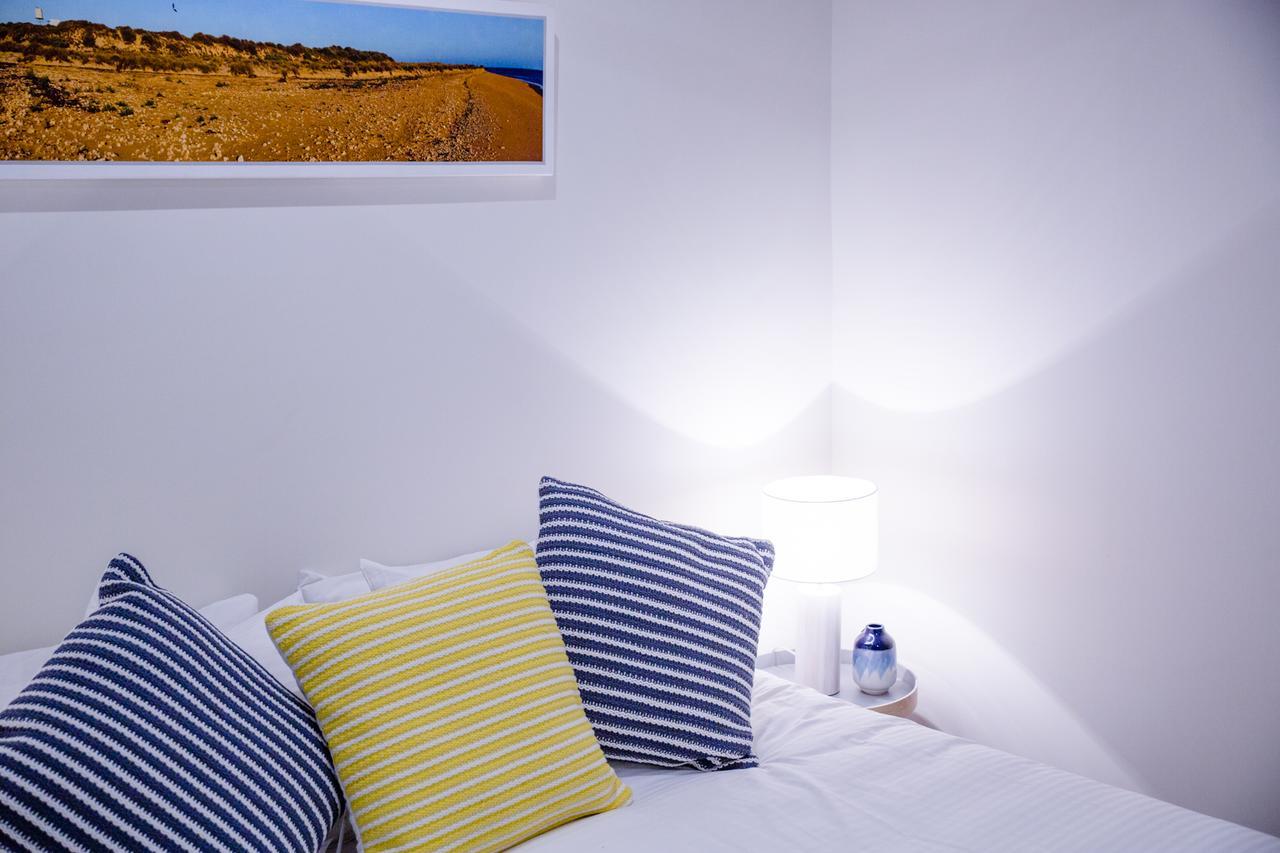 Onslow Beach Resort Esterno foto