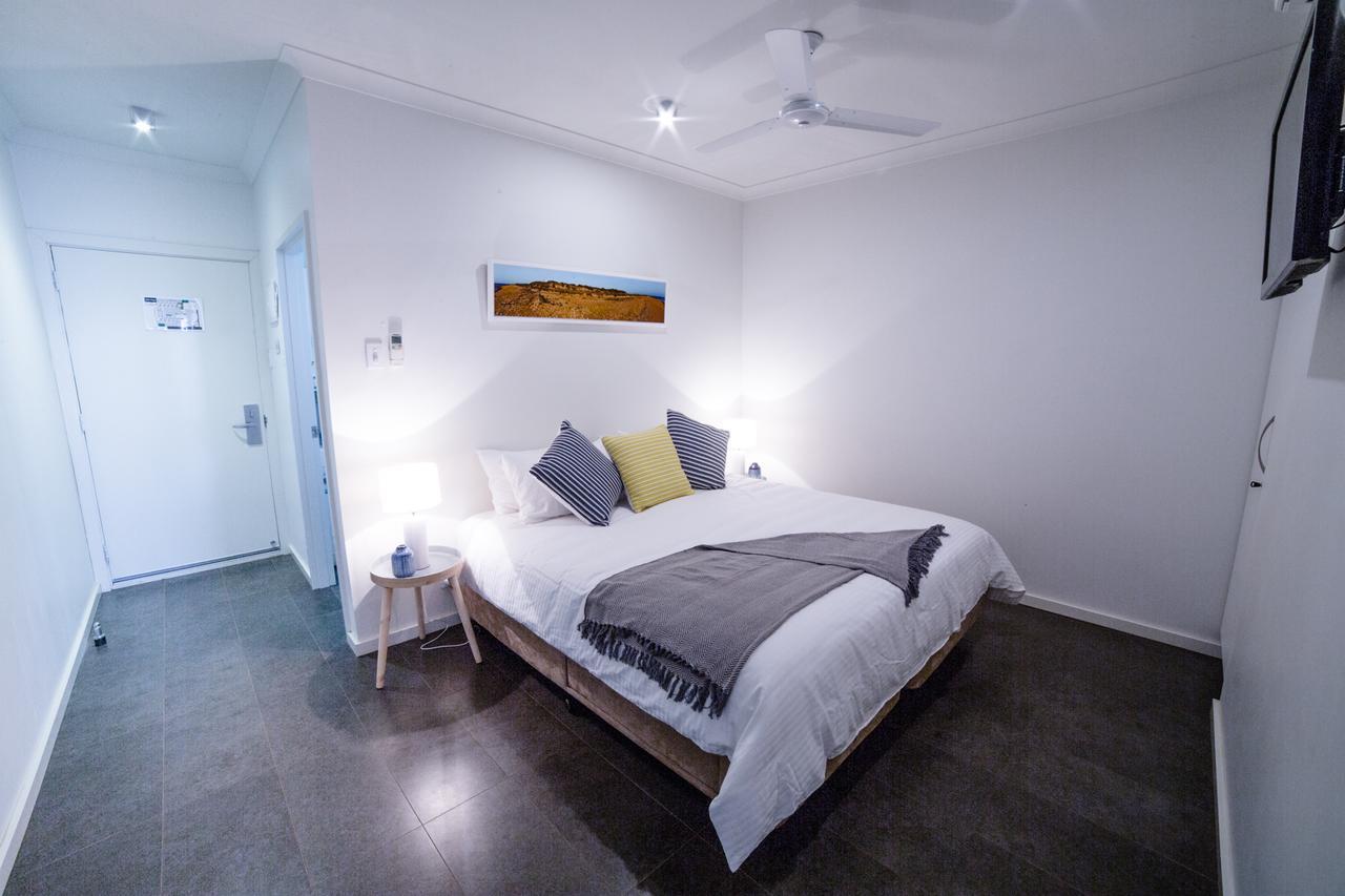 Onslow Beach Resort Esterno foto